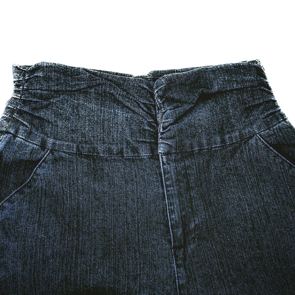 Y2K REVOLT- High Waisted Wide Leg Jeans - Picture 5 of 6